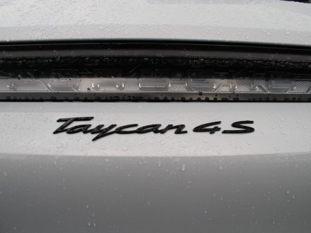 2026 Porsche Taycan - photo 23