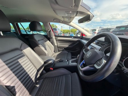 2022 Volkswagen Passat - photo 13