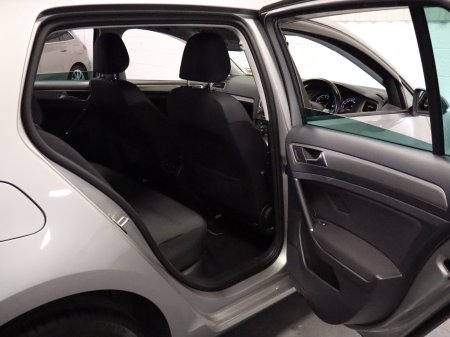 2017 Volkswagen Golf - photo 25