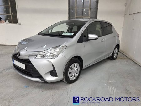2018 Toyota Vitz - photo 5