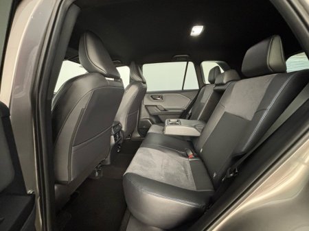 2027 Toyota RAV4 - photo 7