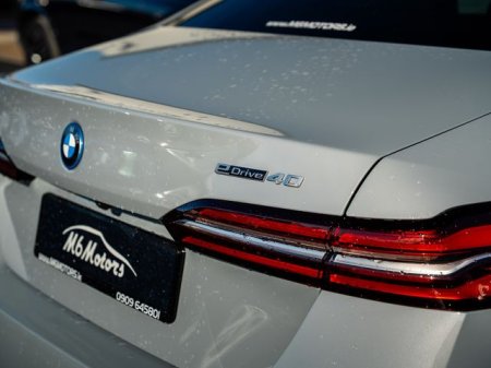2025 BMW i5 - photo 5