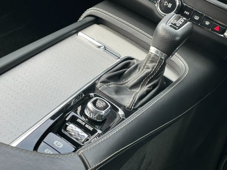 2018 Volvo V90 - photo 16