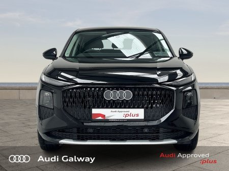 2026 Audi Q3 - photo 2