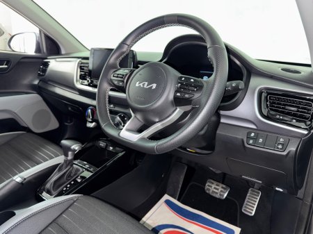 2026 Kia Stonic - photo 2