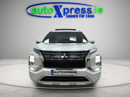2023 Mitsubishi Outlander - photo 3