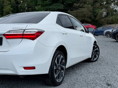 2017 Toyota Corolla - photo 12