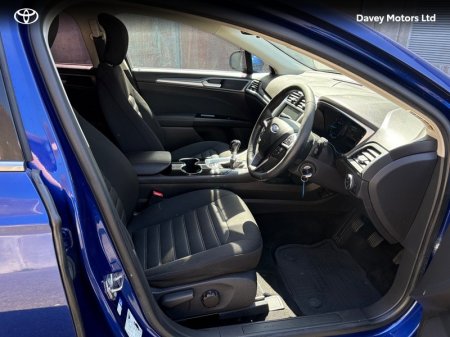2017 Ford Mondeo - photo 11