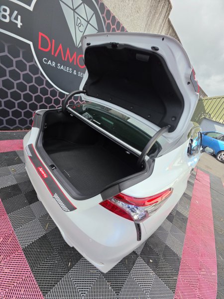 2023 Toyota Camry - photo 5