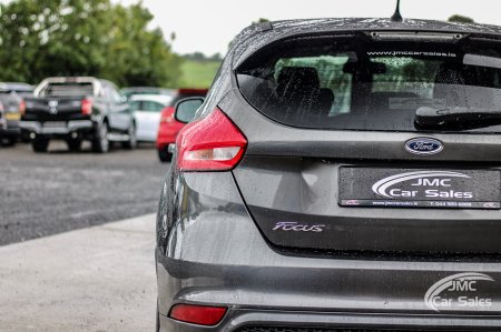 2016 Ford Focus - photo 12