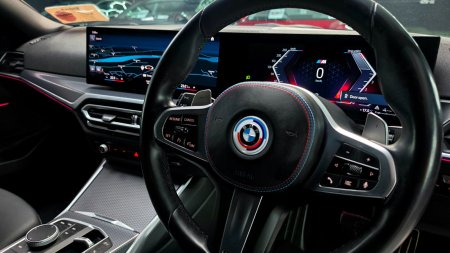 2024 BMW 3-Series - photo 34