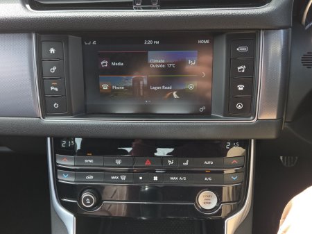 2018 Jaguar XF - photo 13