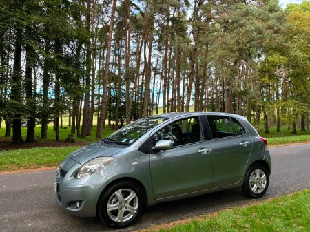 2010 Toyota Yaris - photo 3