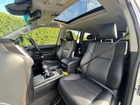 2023 Toyota Land Cruiser - photo 2
