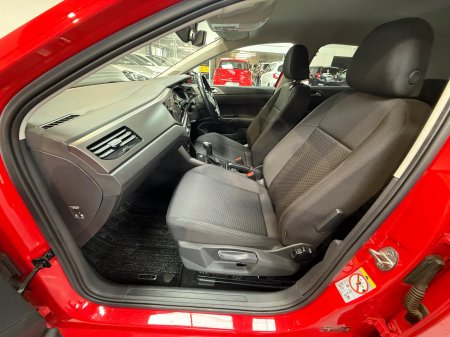2020 Volkswagen Polo - photo 24