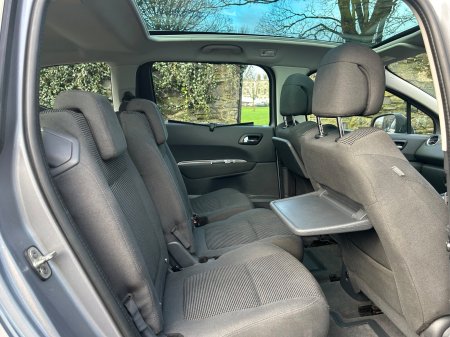 2017 Peugeot 5008 - photo 26