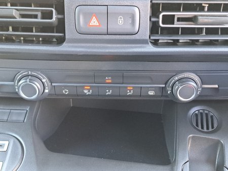 2026 Opel Combo - photo 28