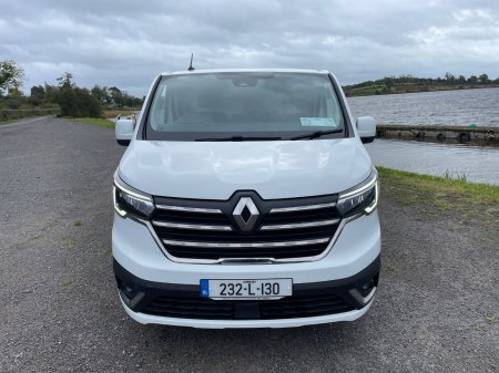 2023 Renault Trafic - photo 3