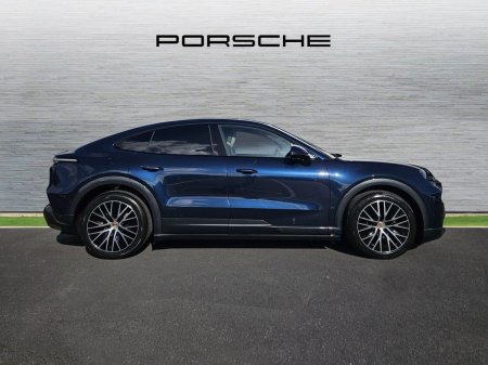 2026 Porsche Cayenne - photo 3