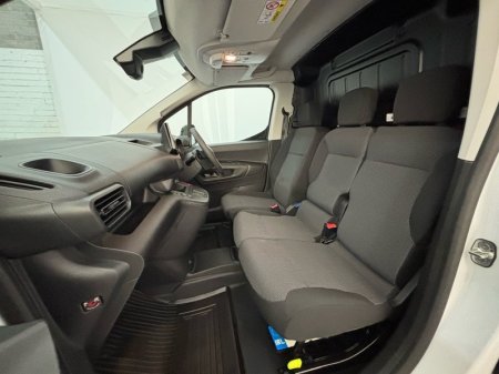 2026 Toyota Proace City - photo 6