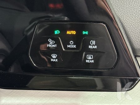 2021 Volkswagen Golf - photo 18
