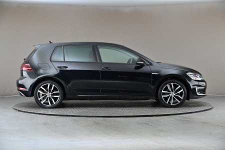 2020 Volkswagen e-Golf - photo 11