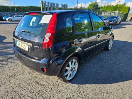2007 Ford Fiesta - photo 4