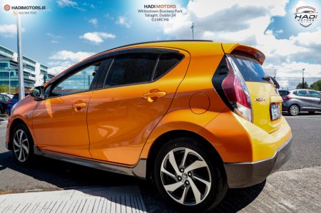 2015 Toyota Aqua - photo 6