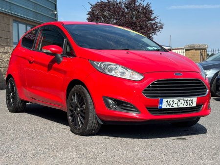 2014 Ford Fiesta - photo 2