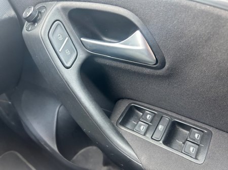 2015 Volkswagen Polo - photo 17