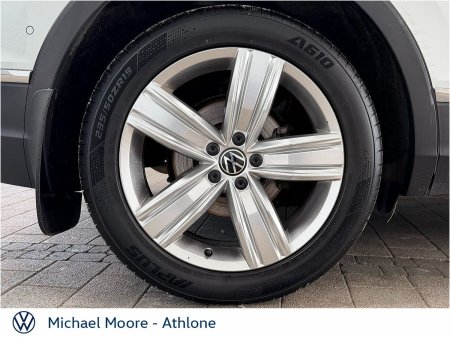 2021 Volkswagen Tiguan - photo 8