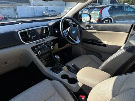 2021 Kia Sportage - photo 3