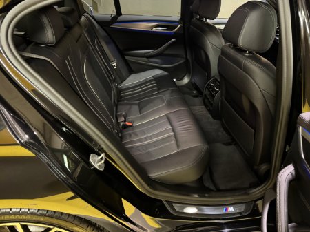 2019 BMW 5-Series - photo 10
