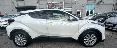 2019 Toyota C-HR - photo 4