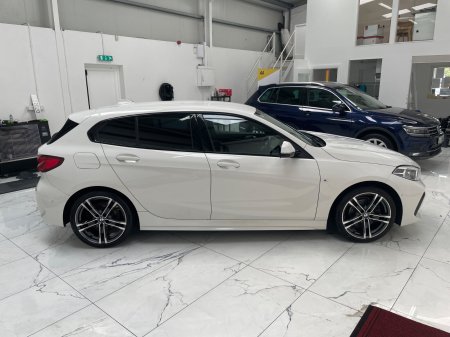 2021 BMW 1-Series - photo 2