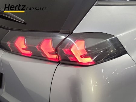 2023 Peugeot 2008 - photo 8
