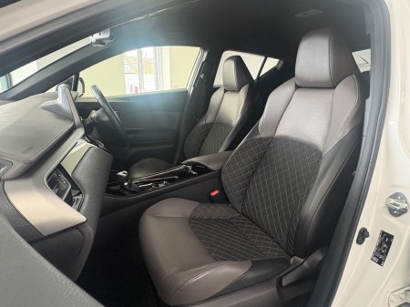 2021 Toyota C-HR - photo 10