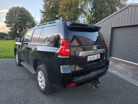 2020 Toyota Land Cruiser - photo 4