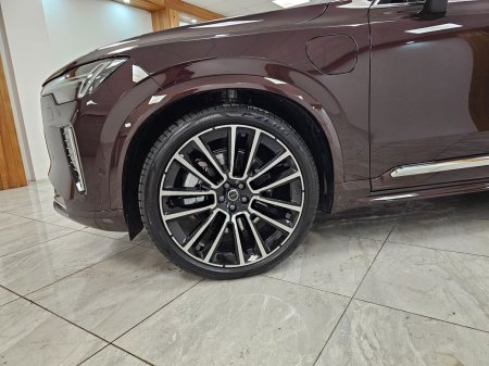 2025 Volvo XC90 - photo 3
