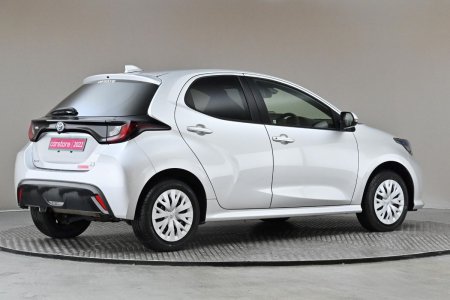 2022 Toyota Yaris - photo 10
