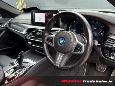 2023 BMW 5-Series - photo 13