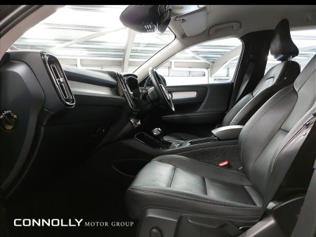 2021 Volvo XC40 - photo 5