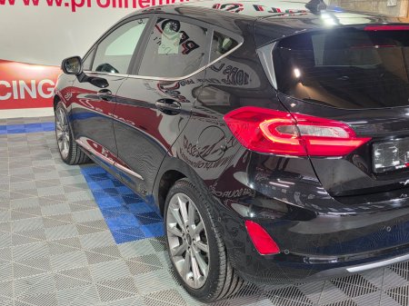 2020 Ford Fiesta - photo 13