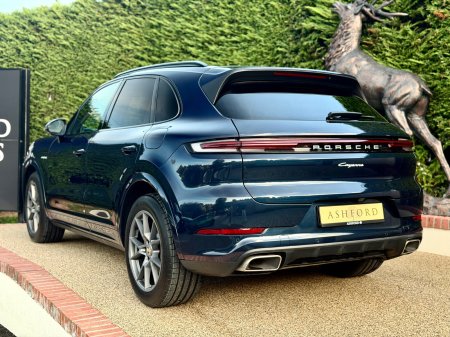 2024 Porsche Cayenne - photo 4