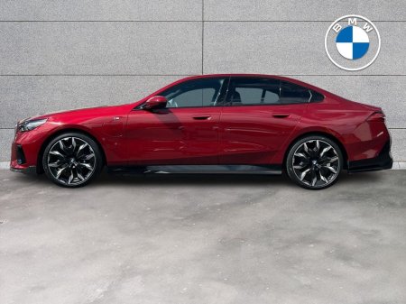 2026 BMW 5-Series - photo 3
