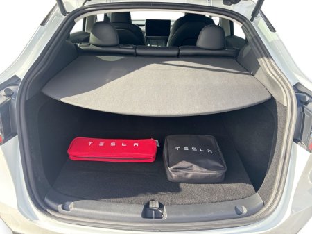 2024 Tesla Model Y - photo 16