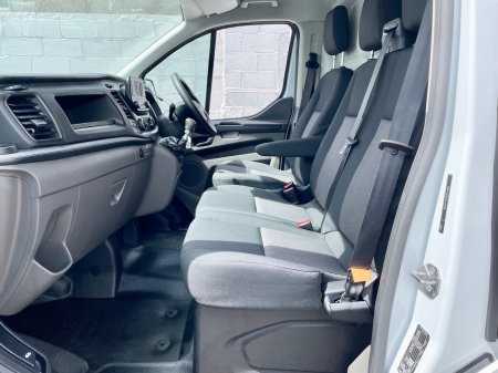 2023 Ford Transit Custom - photo 24