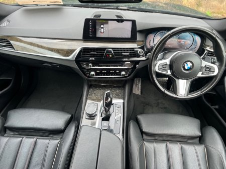 2018 BMW 5-Series - photo 15