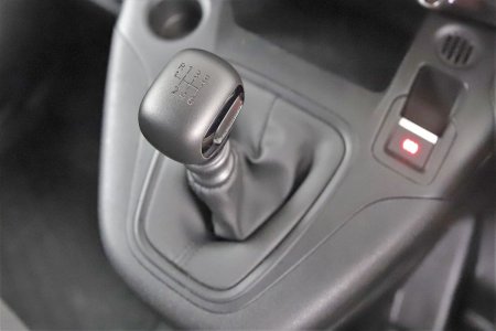 2022 Peugeot Partner - photo 19