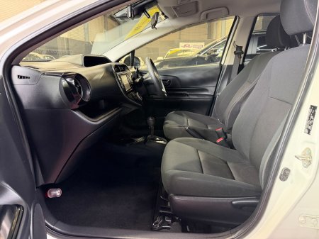 2019 Toyota Aqua - photo 20